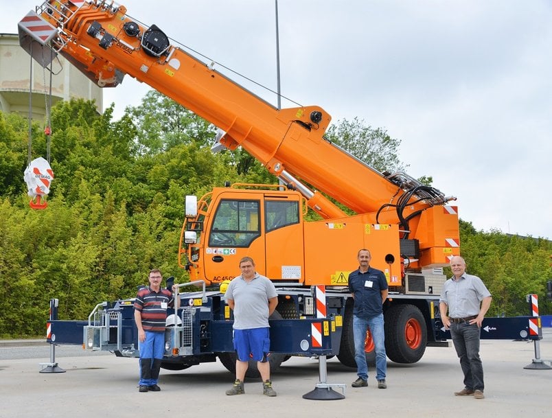 KVS Michael Mross takes delivery of new AC 45 City